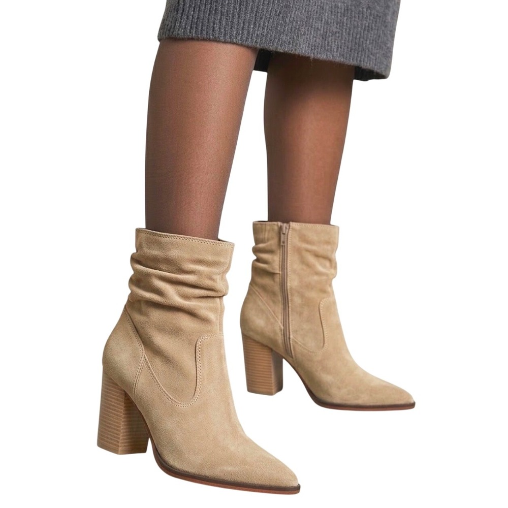 Vince Camuto Orethana Beige Suede Slouchy Pointed Toe Block Heel Boots 7.5M